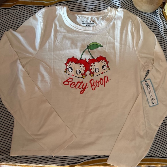Betty Boop Tops - Betty Boop Y2K white long sleeve graphic top size XL